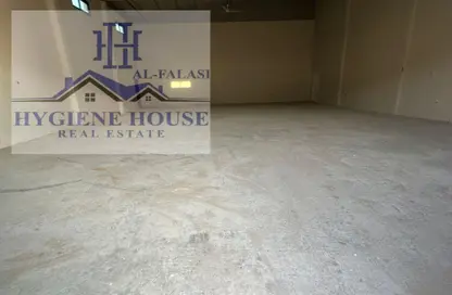 Warehouse - Studio - 1 Bathroom for rent in Umm Al Thuoob - Umm Al Quwain