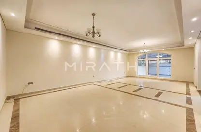 Villa - 5 Bedrooms - 6 Bathrooms for rent in Jumeirah 3 Villas - Jumeirah 3 - Jumeirah - Dubai