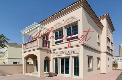 Villa - 2 Bedrooms - 4 Bathrooms for rent in District 7A - Jumeirah Village Triangle - Dubai