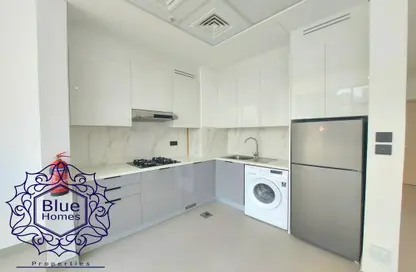 Apartment - 1 Bathroom for rent in Al Hamriya Building - Bur Dubai - Dubai