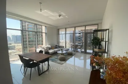 Apartment - 2 Bedrooms - 1 Bathroom for rent in Boulevard Crescent Tower 1 - BLVD Crescent - Downtown Dubai - Dubai