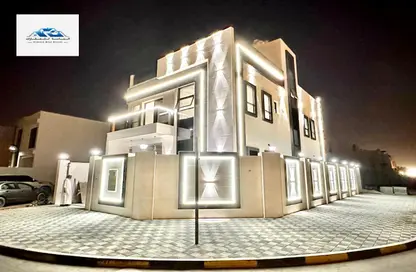 Townhouse - 5 Bedrooms - 7 Bathrooms for sale in Al Yasmeen 1 - Al Yasmeen - Ajman