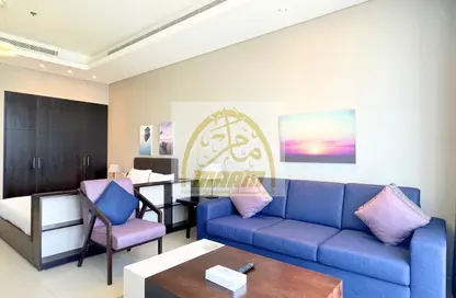 Apartment - 1 Bathroom for rent in Al Jowhara Tower - Corniche Road - Abu Dhabi