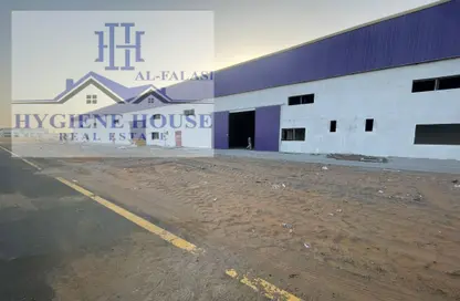 Warehouse - Studio - 1 Bathroom for rent in Umm Al Thuoob - Umm Al Quwain