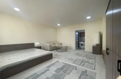 Apartment - 1 Bathroom for rent in Khalifa City A - Khalifa City - Abu Dhabi