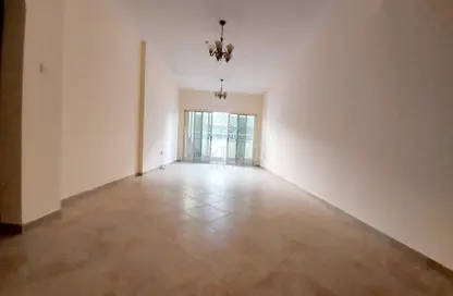 Apartment - 3 Bedrooms - 3 Bathrooms for rent in Al Taawun - Sharjah