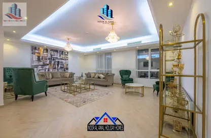 Duplex - 5 Bedrooms - 5 Bathrooms for rent in Beach Tower 2 - Al Khan Lagoon - Al Khan - Sharjah