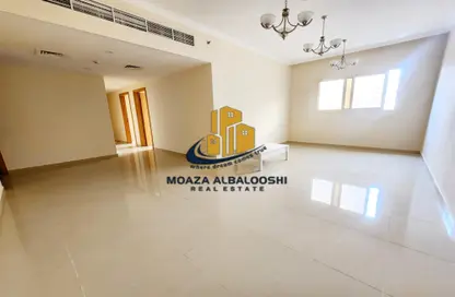 Apartment - 3 Bedrooms - 3 Bathrooms for rent in Muwaileh Commercial - Sharjah