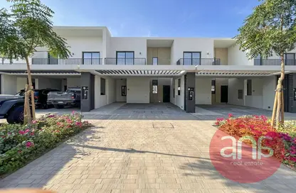 Villa - 3 Bedrooms - 4 Bathrooms for rent in Greenviews 2 - EMAAR South - Dubai South (Dubai World Central) - Dubai