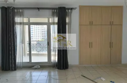 Apartment - 2 Bedrooms - 3 Bathrooms for rent in Al Raffa - Bur Dubai - Dubai