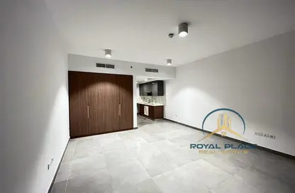 Apartment - 1 Bathroom for rent in The Edge - Dubai Investment Park - Dubai