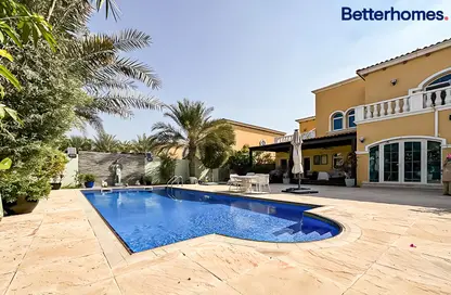 Villa - 5 Bedrooms - 6 Bathrooms for sale in Jumeirah Park Homes - Jumeirah Park - Dubai