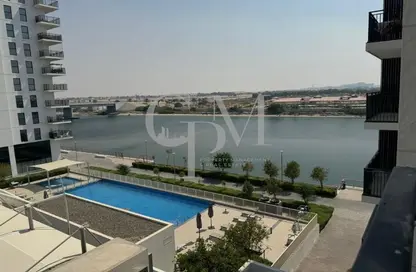 Apartment - 2 Bedrooms - 3 Bathrooms for rent in Waters Edge - Yas Island - Abu Dhabi