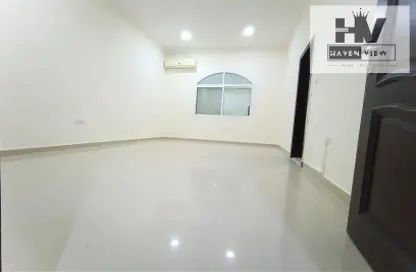 Apartment - 1 Bathroom for rent in Mohammed Villas 24 - Mohamed Bin Zayed City - Abu Dhabi