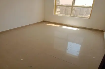 Apartment - 2 Bedrooms - 3 Bathrooms for rent in Al Khan - Sharjah