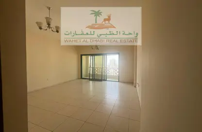 Apartment - 2 Bedrooms - 2 Bathrooms for rent in Rolla Square - Rolla Area - Sharjah