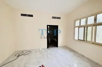 Apartment - 2 Bedrooms - 3 Bathrooms for rent in Hai Al Maahad - Al Mutarad - Al Ain