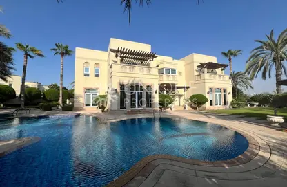 Villa - 5 Bedrooms - 6 Bathrooms for rent in Sector H - Emirates Hills - Dubai