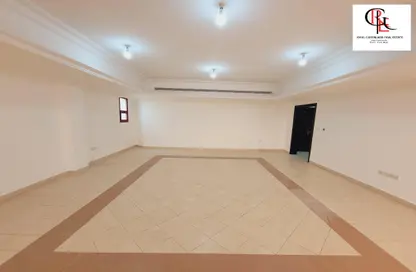 Apartment - 4 Bedrooms - 4 Bathrooms for rent in Shabiya 9 - Shabiya - Mussafah - Abu Dhabi