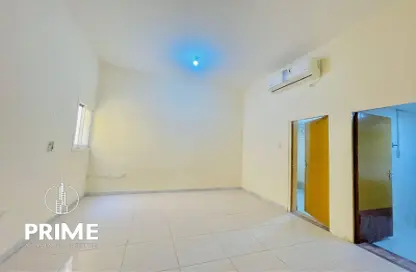 Apartment - 1 Bathroom for rent in Al Mushrif - Abu Dhabi