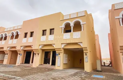 Villa - 2 Bedrooms - 3 Bathrooms for sale in Zone 7 - Hydra Village - Abu Dhabi