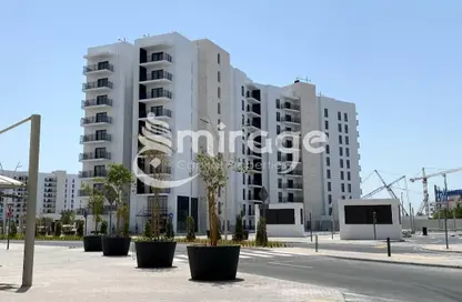 Apartment - 2 Bedrooms - 2 Bathrooms for rent in Waters Edge - Yas Island - Abu Dhabi