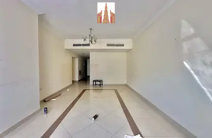 Apartment - 3 Bedrooms - 3 Bathrooms for rent in New Al Taawun Road - Al Taawun - Sharjah