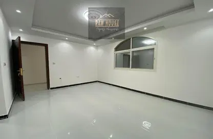 Apartment - 1 Bedroom - 1 Bathroom for rent in Al Muroor Tower - Muroor Area - Abu Dhabi