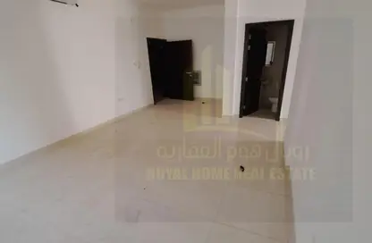 Apartment - 1 Bedroom - 2 Bathrooms for rent in Al Jurf Industrial 3 - Al Jurf Industrial - Ajman