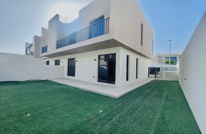 Townhouse - 3 Bedrooms - 4 Bathrooms for rent in Nasma Residence - Al Tai - Sharjah