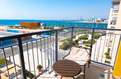 Apartment - 1 Bedroom - 2 Bathrooms for sale in Port de La Mer - La Mer - Jumeirah - Dubai