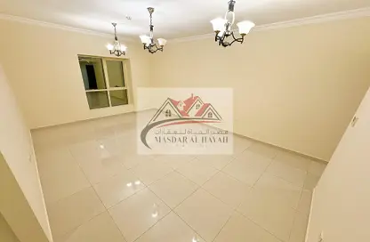 Apartment - 2 Bedrooms - 2 Bathrooms for rent in Muwaileh 29 Building - Muwaileh - Sharjah