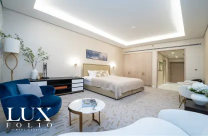 Apartment - 1 Bathroom for sale in The Palm Tower - Palm Jumeirah - Dubai