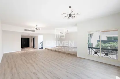 Villa - 4 Bedrooms - 5 Bathrooms for rent in Al Barsha 1 Villas - Al Barsha 1 - Al Barsha - Dubai