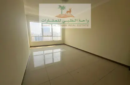 Apartment - 2 Bedrooms - 3 Bathrooms for rent in Qasimia 10 building - Al Mahatta - Al Qasimia - Sharjah