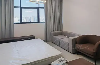 Apartment - 1 Bathroom for rent in O2 Tower - Jumeirah Village Circle - Dubai