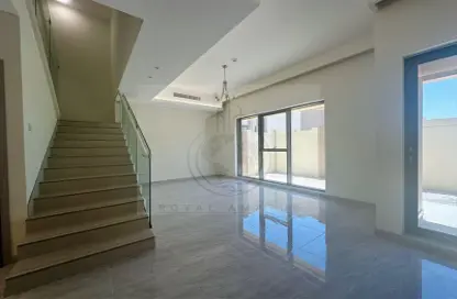 تاون هاوس - 4 غرف نوم - 5 حمامات للايجار في قرية سيفيلا - قمم النصر - مدينة دبي الرياضية - دبي
