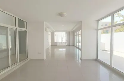 Villa - 5 Bedrooms - 6 Bathrooms for rent in Khalifa City A - Khalifa City - Abu Dhabi