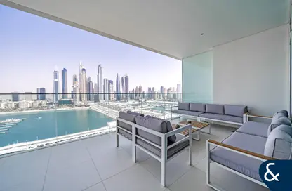 Apartment - 3 Bedrooms - 4 Bathrooms for sale in Sunrise Bay - EMAAR Beachfront - Dubai Harbour - Dubai