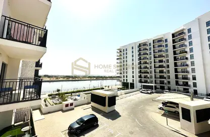 Apartment - 1 Bathroom for rent in Waters Edge - Yas Island - Abu Dhabi