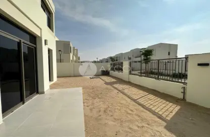 Townhouse - 4 Bedrooms - 4 Bathrooms for rent in Noor Townhouses - Town Square - Dubai