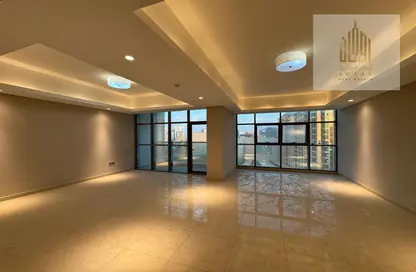 Apartment - 2 Bedrooms - 3 Bathrooms for sale in Gulfa Towers - Al Rashidiya 1 - Al Rashidiya - Ajman