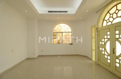 Villa - 2 Bedrooms - 2 Bathrooms for rent in Al Barsha 3 Villas - Al Barsha 3 - Al Barsha - Dubai