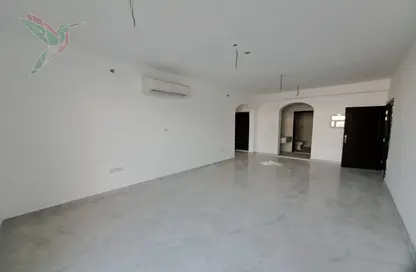 Apartment - 2 Bedrooms - 3 Bathrooms for rent in Slemi - Al Jimi - Al Ain