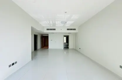 Apartment - 2 Bedrooms - 3 Bathrooms for rent in Muwaileh 29 Building - Muwaileh - Sharjah