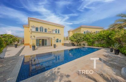 Villa - 3 Bedrooms - 4 Bathrooms for sale in Legacy - Jumeirah Park - Dubai