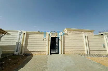 Villa - 3 Bedrooms - 3 Bathrooms for rent in Al Yahar - Al Ain