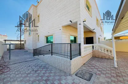 Villa - 4 Bedrooms - 6 Bathrooms for rent in Ramlat Zakher - Zakher - Al Ain