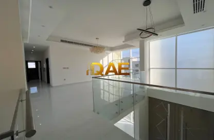 Villa - 6 Bedrooms - 6 Bathrooms for rent in Al Aweer 1 - Al Aweer - Dubai