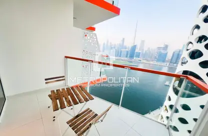 Apartment - Studio - 1 Bathroom for rent in Millennium Binghatti Residences - Business Bay - Dubai